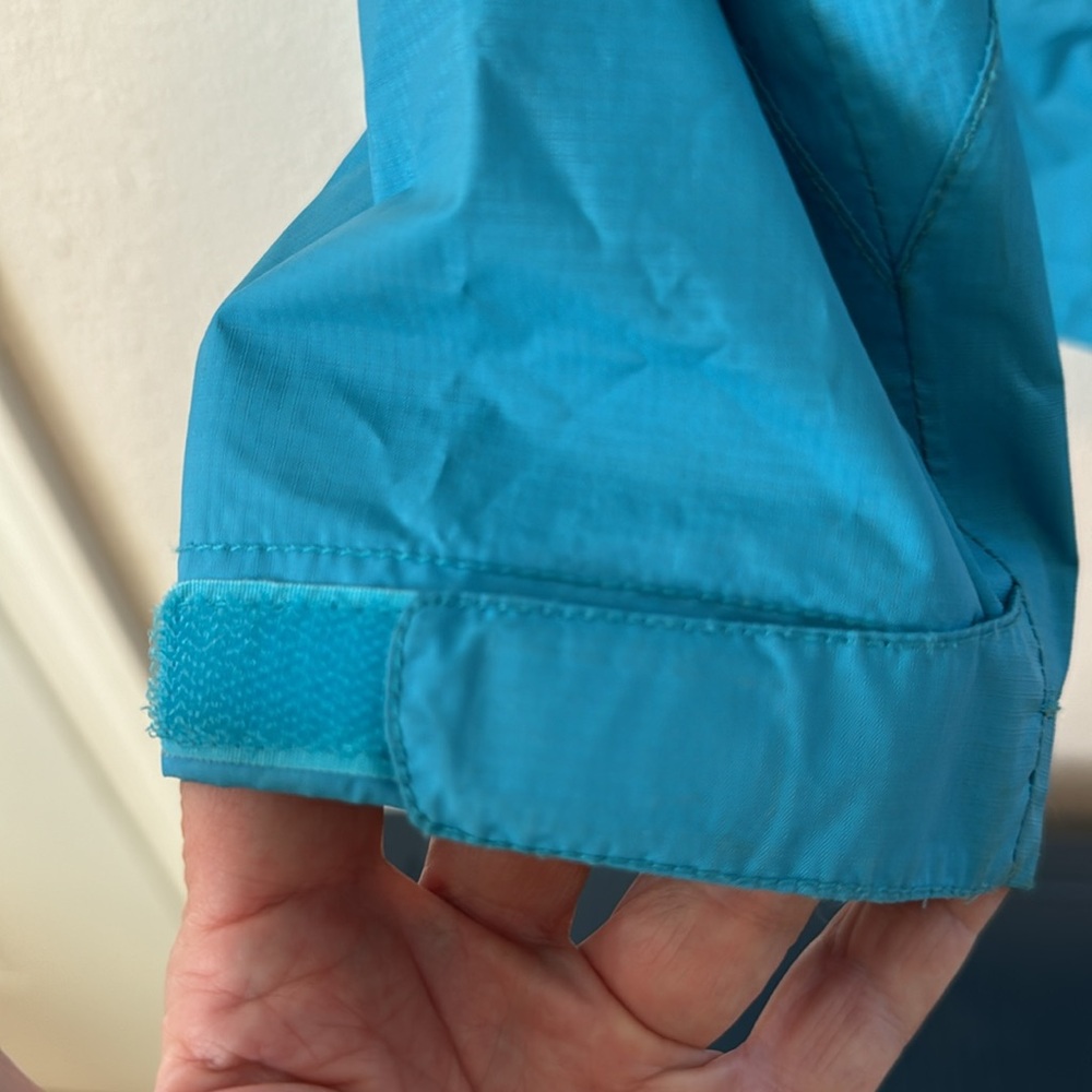 Marmot Sz M, Women’s Hooded Rain Jacket, Turquoise - Picture 4 of 8